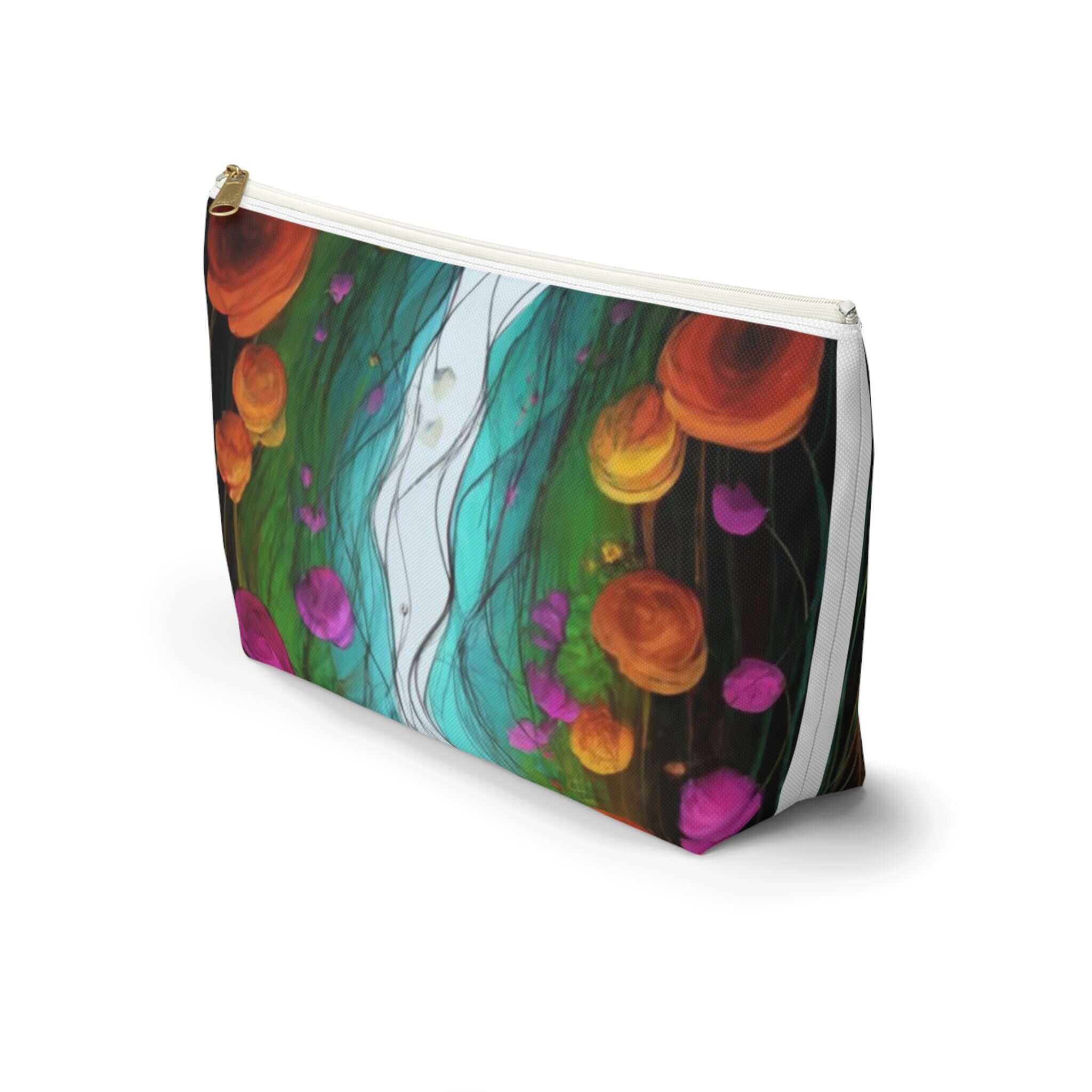 Accessory Pouch w T - bottom - PRINT EXPLORE