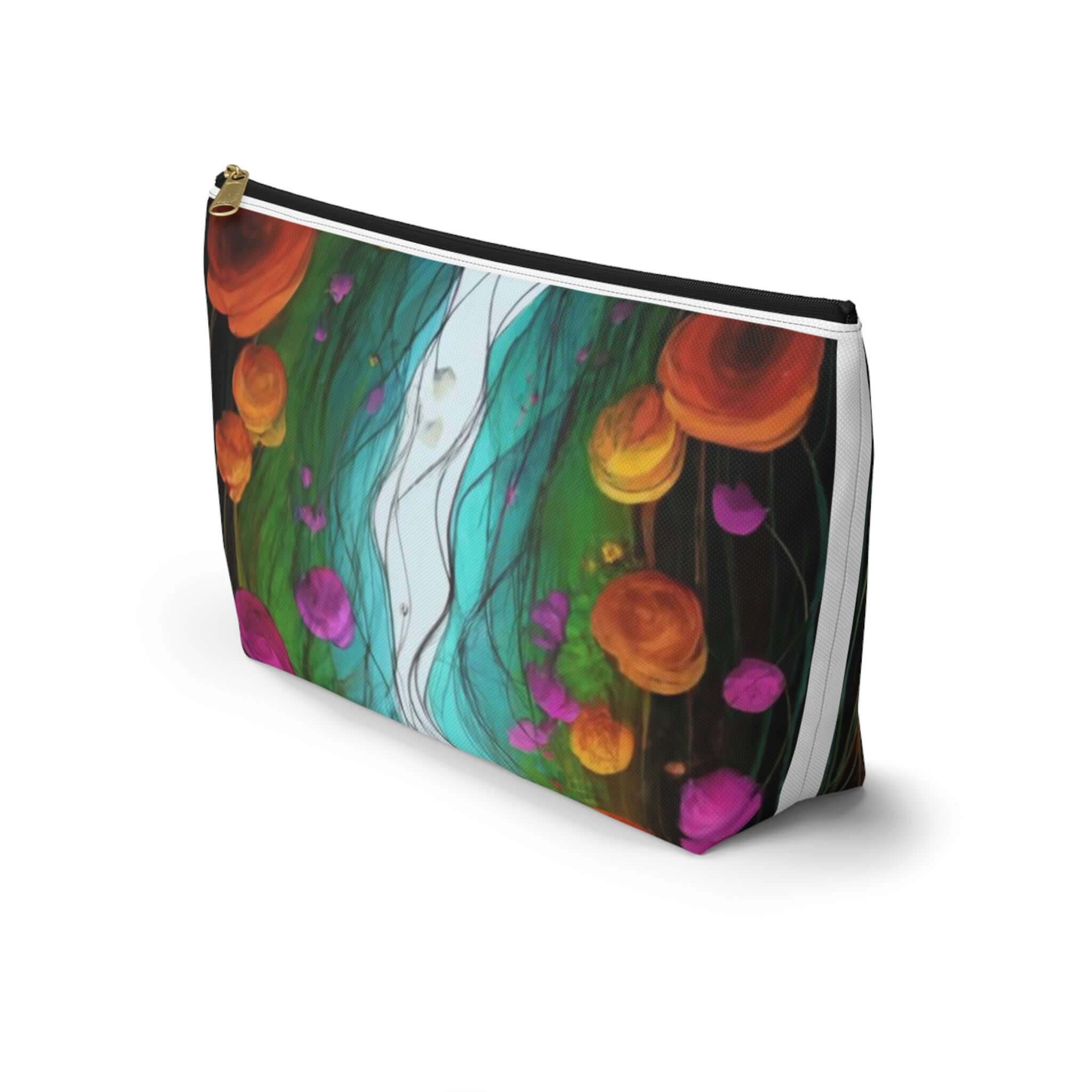 Accessory Pouch w T - bottom - PRINT EXPLORE